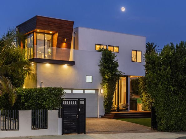 Hollywood Dell homes