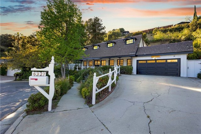 Lake Hollywood Estates home