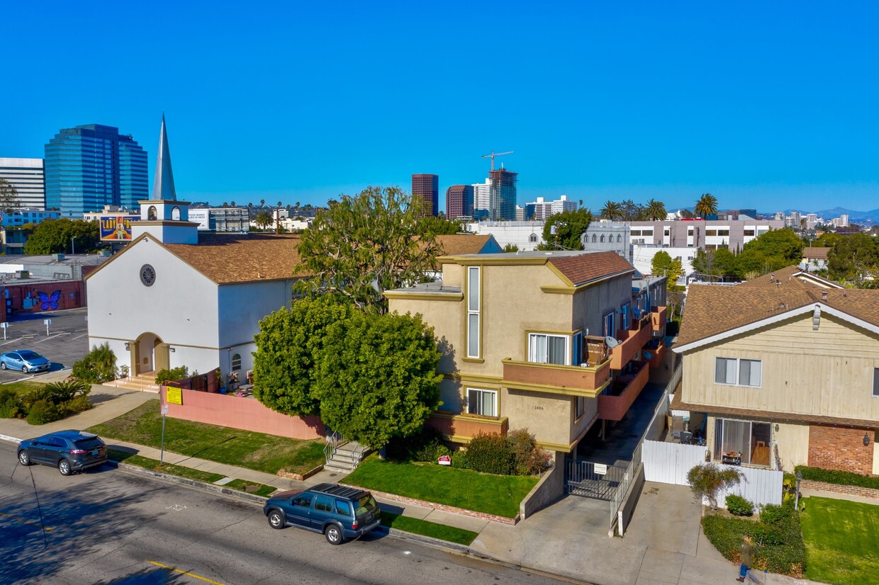 centinela heights houses
