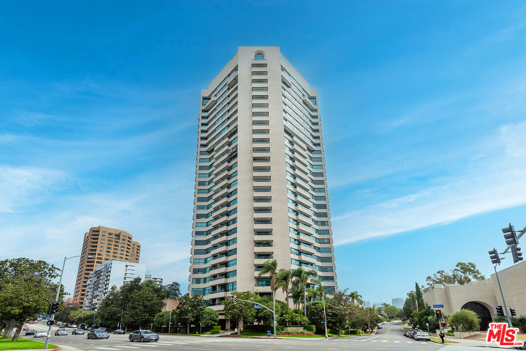 10490 wilshire blvd condos
