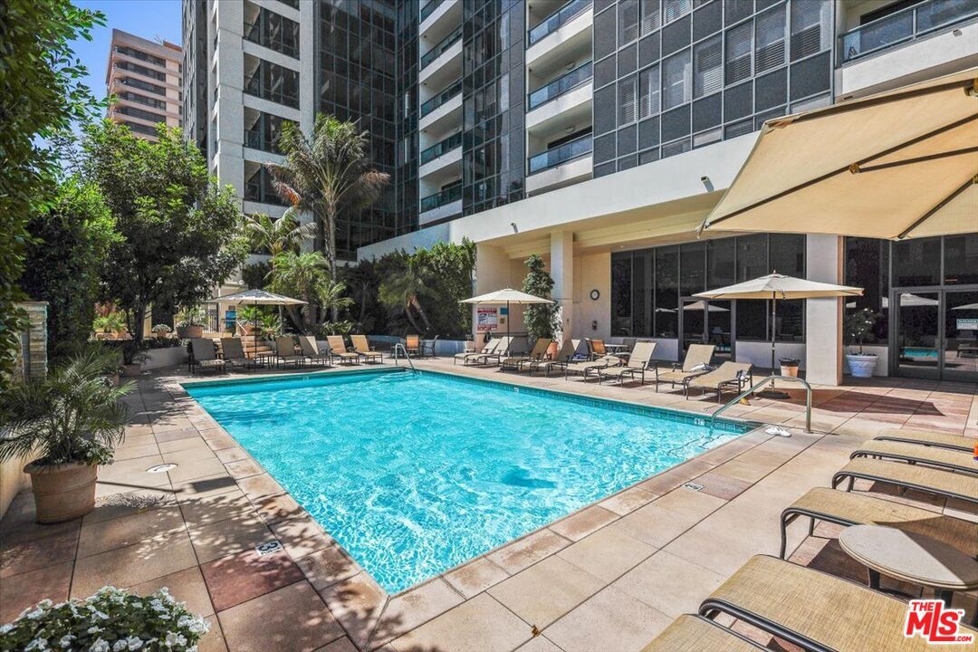 10724-wilshire-blvd-los-angeles-ca-building-photo