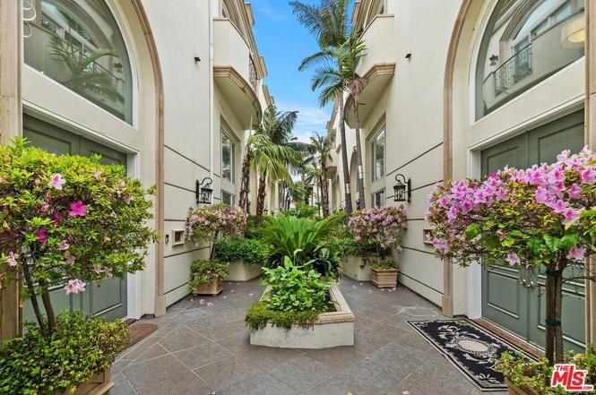 mayfield gardens brentwood condo