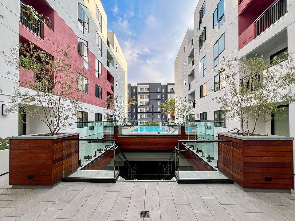 1234 wilshire blvd vero condos