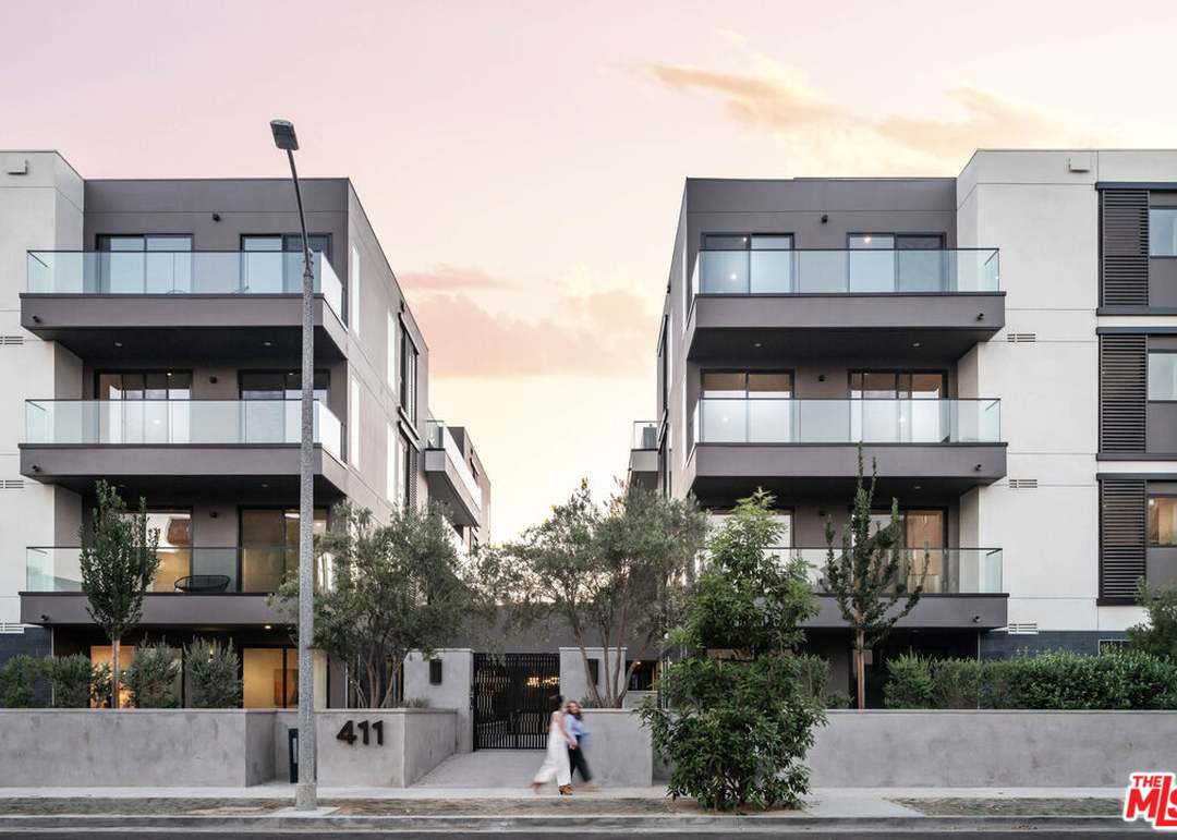 411 hamel rd beverly hills condos