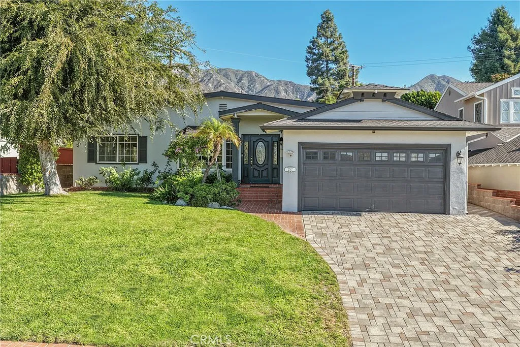 06dba2484ea0afa69c4f69c715920b72-uncropped_scaled_within_1536_1152