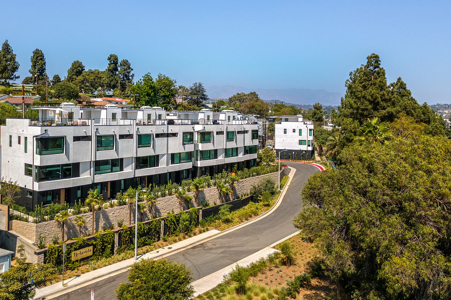 96b542ce4027a99dc226d93a00ea9c79-uncropped_scaled_within_1536_1152