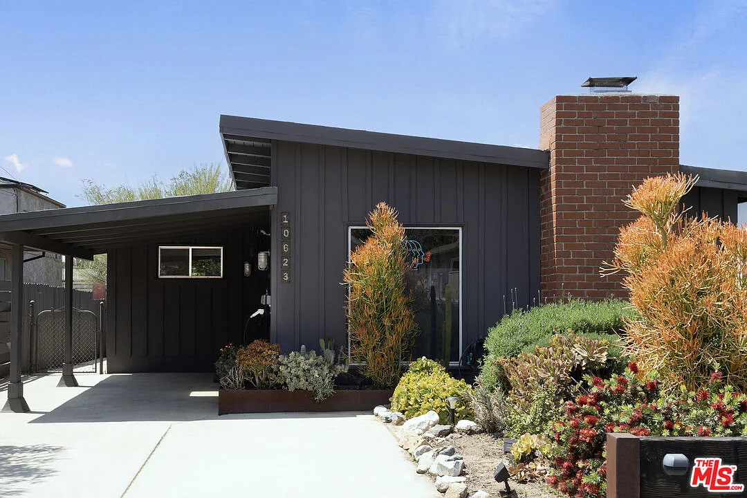 eb17dba73f0974ff74f044837641e1ca-uncropped_scaled_within_1536_1152