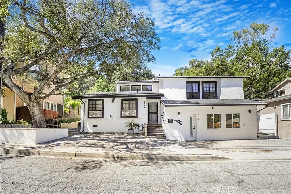 faaf957890b5bf73f25c8ae1497c50cd-uncropped_scaled_within_1536_1152