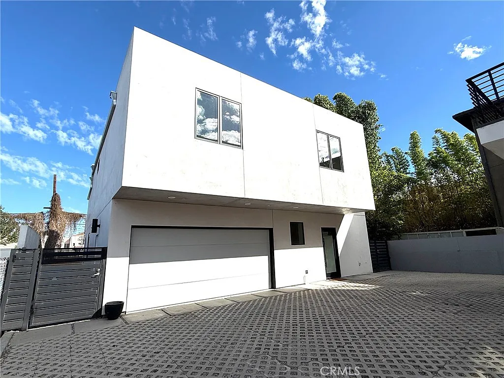 64d7846df7ce4b1d1f4672da9af05935-uncropped_scaled_within_1536_1152