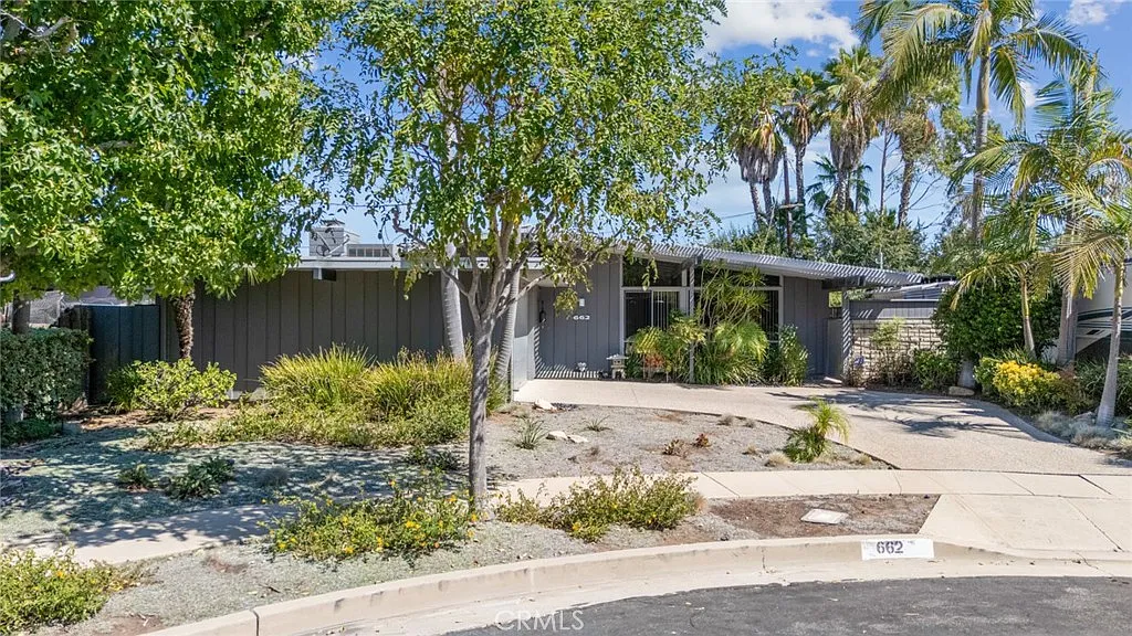 76bdc6f2a7d3e6f89dee68cd13f30213-uncropped_scaled_within_1536_1152