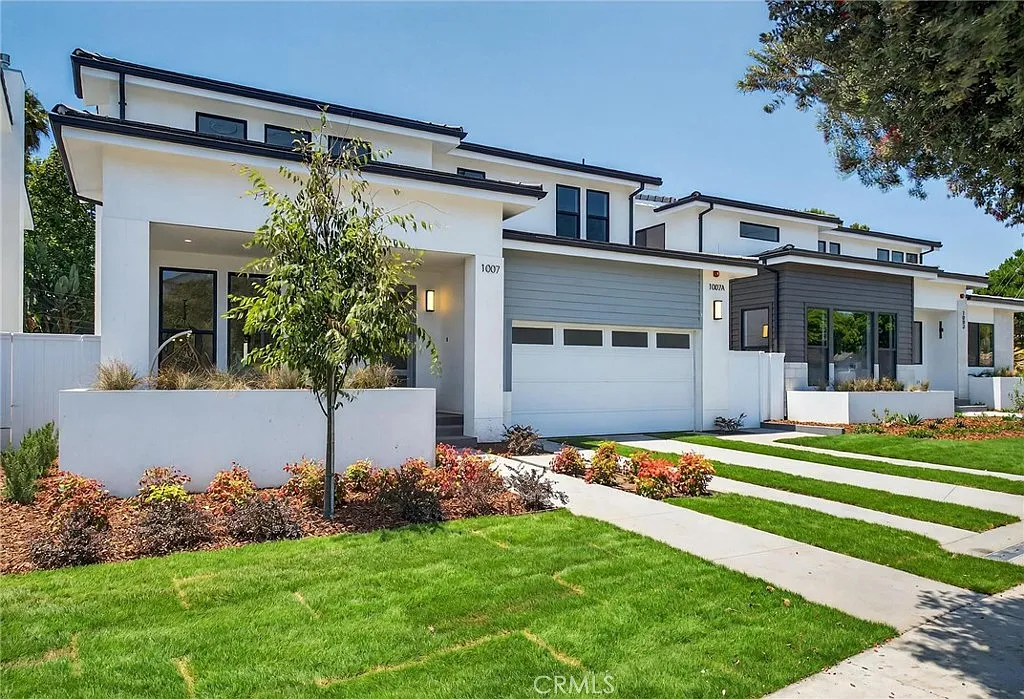 babbca2b9943c1cd0936d85e8c59005c-uncropped_scaled_within_1536_1152